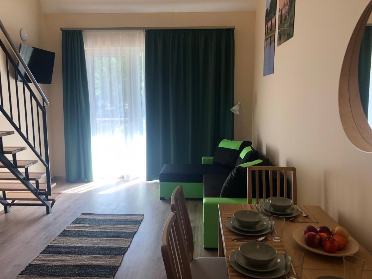 Castellum Apartmanház Gyula Esterno foto