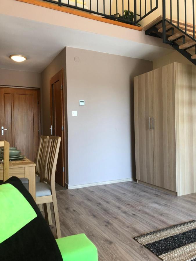 Castellum Apartmanház Gyula Esterno foto